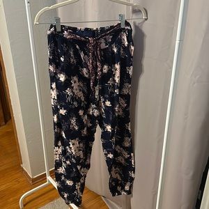 Francesca’s Navy and Pink Floral Pull-on Jogger Pants, S